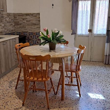 فيلا Lilly House شاكا المظهر الخارجي الصورة