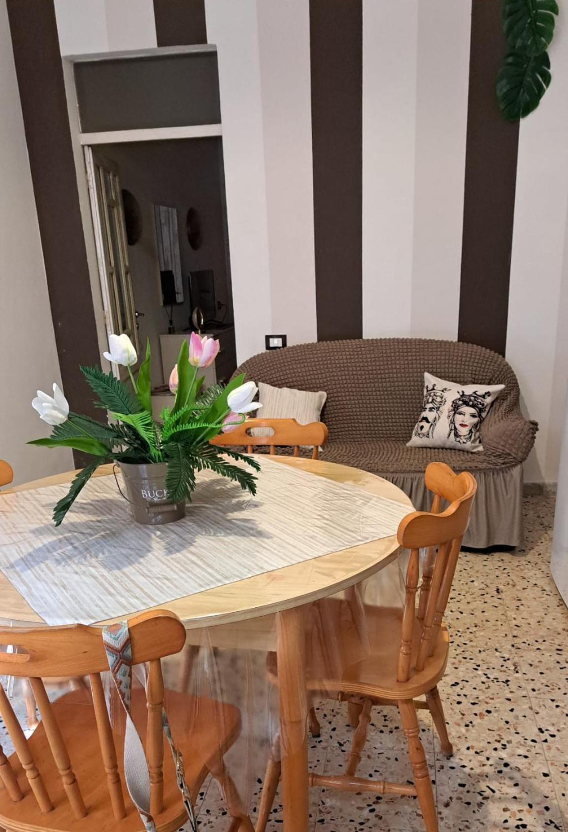 فيلا Lilly House شاكا المظهر الخارجي الصورة
